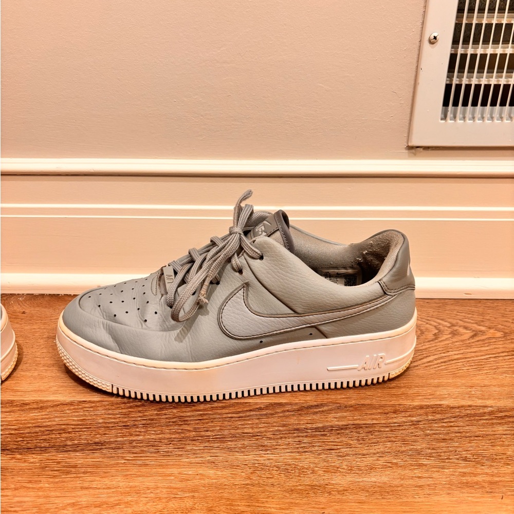 Gray air force 1